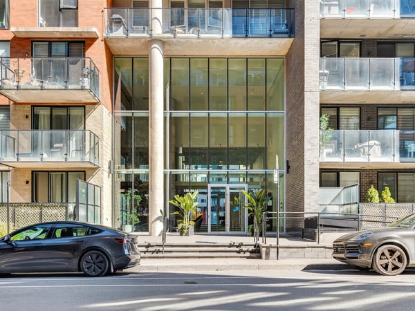 315 Rue Richmond Suite 819, Griffintown, QC