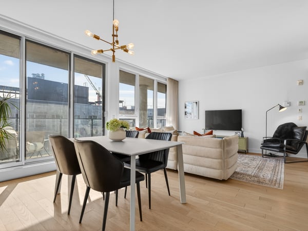 315 Rue Richmond Suite 819, Griffintown, QC