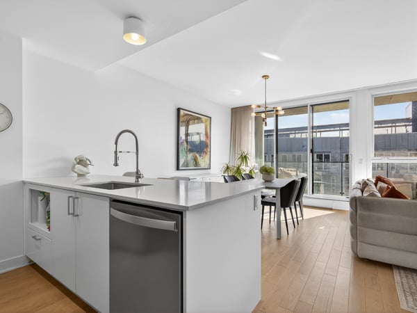 315 Rue Richmond Suite 819, Griffintown, QC