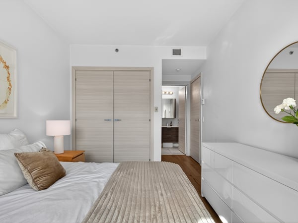 315 Rue Richmond Suite 819, Griffintown, QC