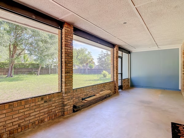 520 Summerhaven Dr, Debary, FL