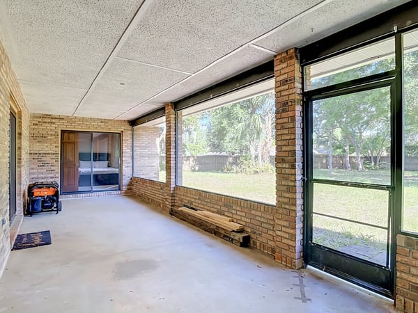 520 Summerhaven Dr, Debary, FL