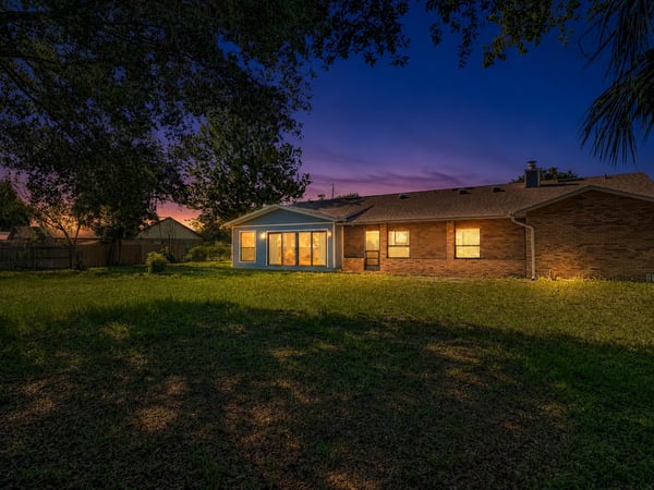 520 Summerhaven Dr, Debary, FL