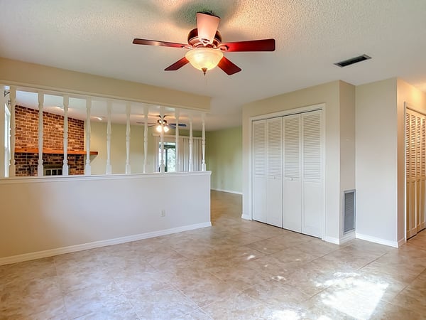 474 W Oakwood Ave, Orange City, FL