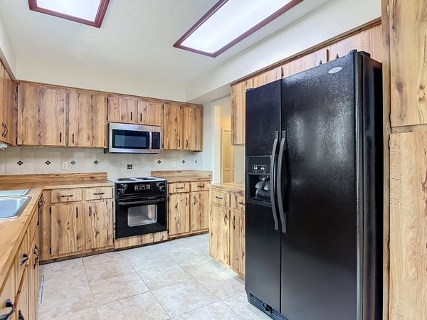 474 W Oakwood Ave, Orange City, FL