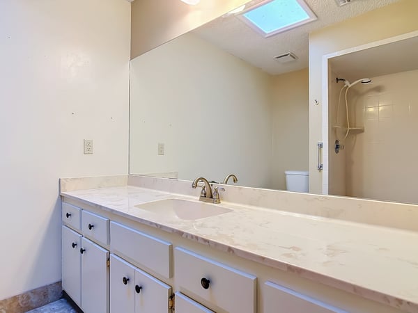 474 W Oakwood Ave, Orange City, FL