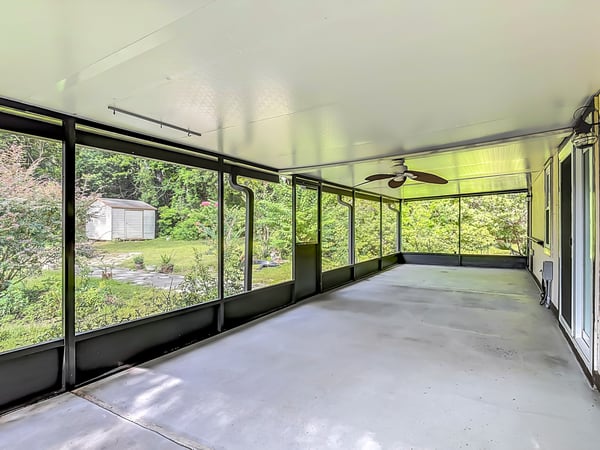 474 W Oakwood Ave, Orange City, FL