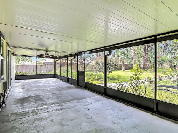 474 W Oakwood Ave, Orange City, FL