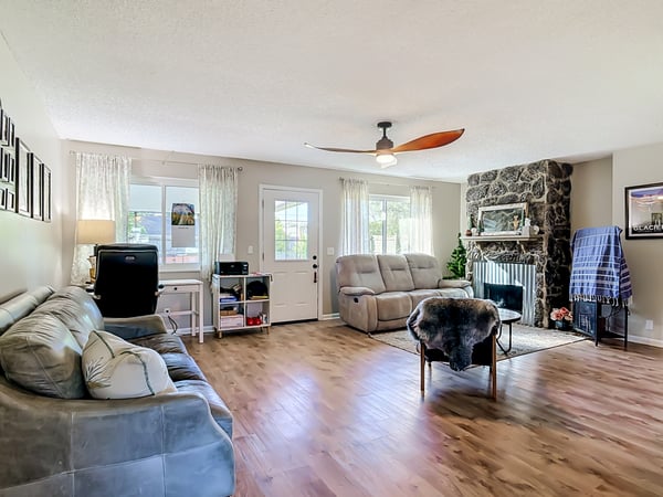 97 S Courtland Blvd, Deltona, FL