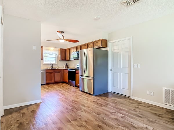 97 S Courtland Blvd, Deltona, FL