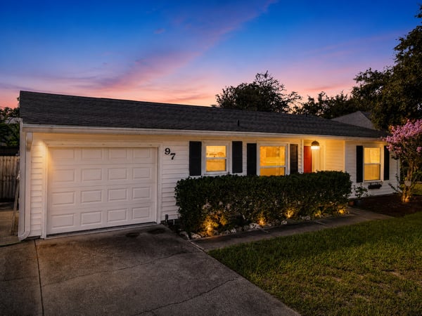 97 S Courtland Blvd, Deltona, FL