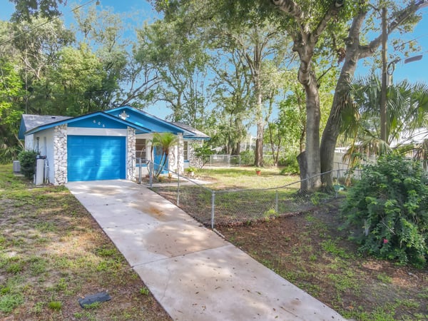 606 W TALL PINE, Deland, FL