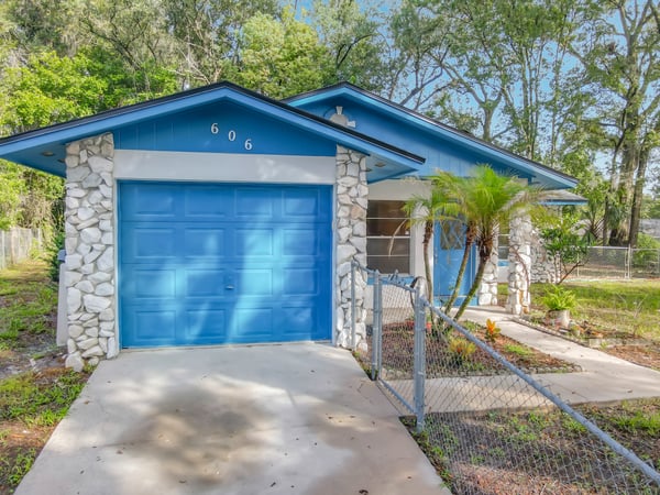 606 W TALL PINE, Deland, FL