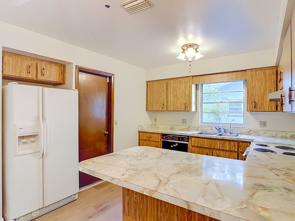606 W TALL PINE, Deland, FL
