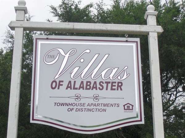 Discover comfortable living at The Villas of Alabaster, featuring distinct townhouse apartments in a welcoming community.