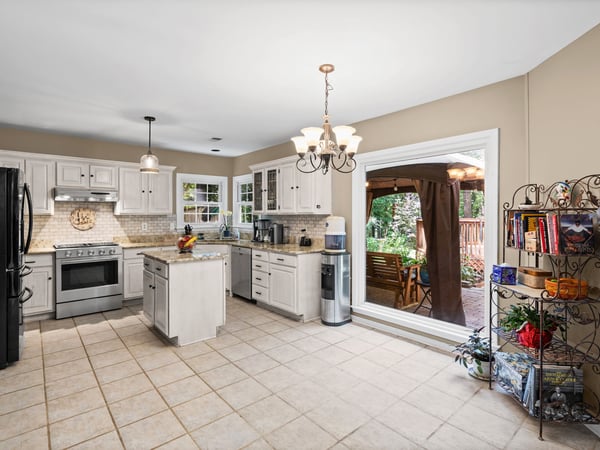 1350 Gran Forest Drive, Cumming, GA