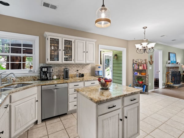 1350 Gran Forest Drive, Cumming, GA