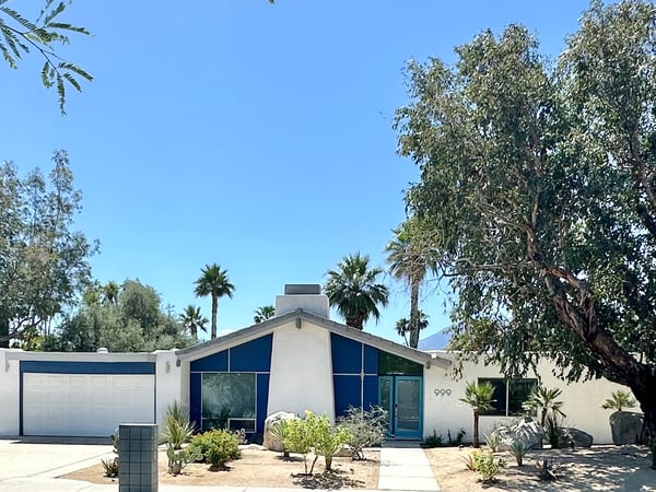 999 E Via Escuela, Palm Springs, CA