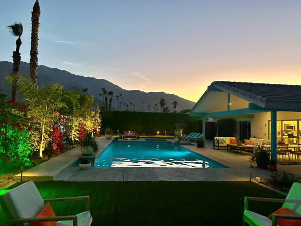 999 E Via Escuela, Palm Springs, CA