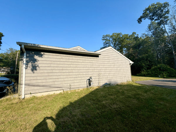 7 Keith Dr, Westport, MA