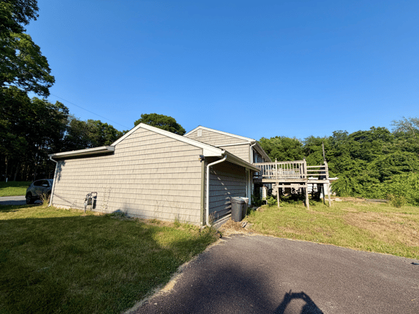 7 Keith Dr, Westport, MA