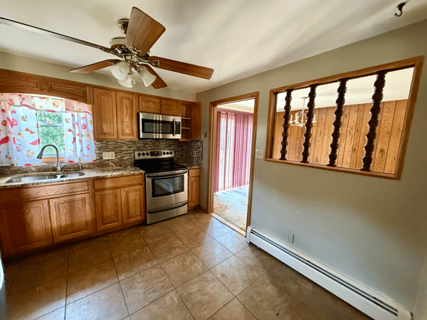 7 Keith Dr, Westport, MA
