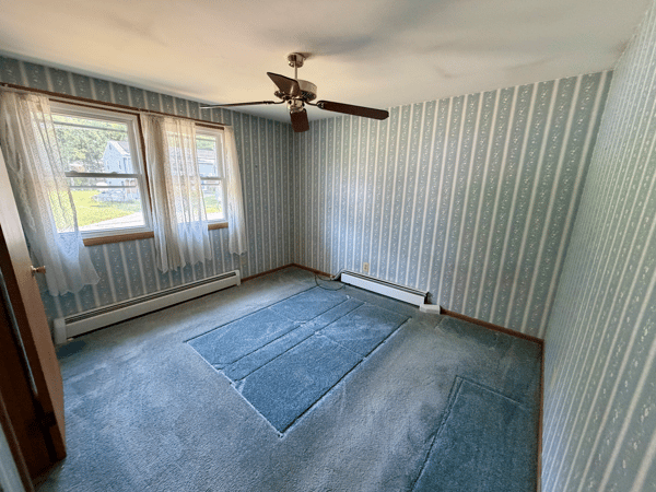 7 Keith Dr, Westport, MA