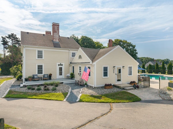 333 Winnacunnet Rd., Hampton, NH
