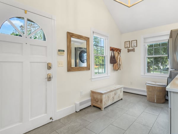 333 Winnacunnet Rd., Hampton, NH