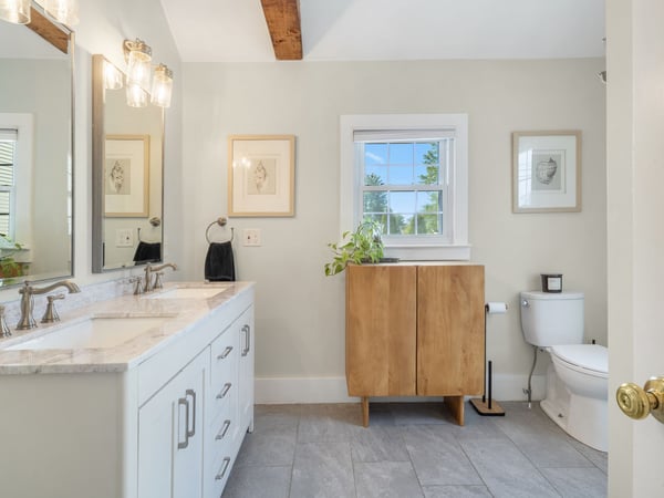 333 Winnacunnet Rd., Hampton, NH