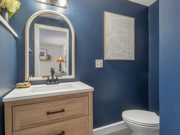 333 Winnacunnet Rd., Hampton, NH
