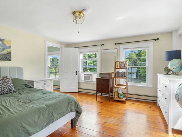333 Winnacunnet Rd., Hampton, NH