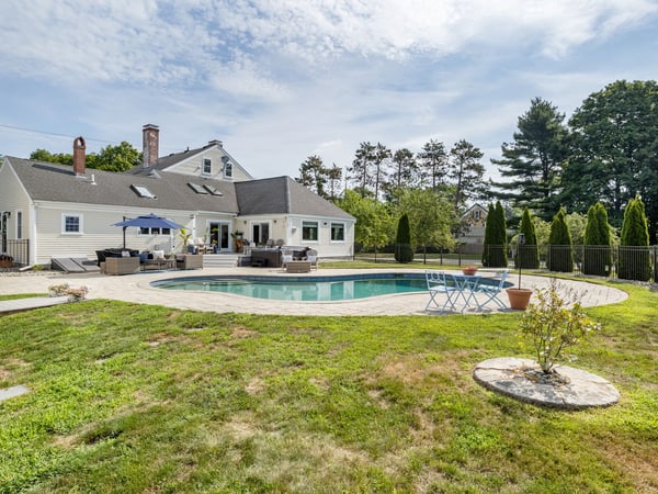 333 Winnacunnet Rd., Hampton, NH