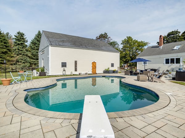 333 Winnacunnet Rd., Hampton, NH