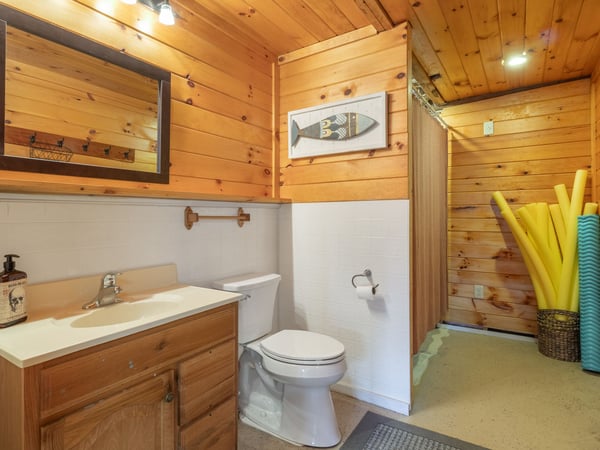 333 Winnacunnet Rd., Hampton, NH
