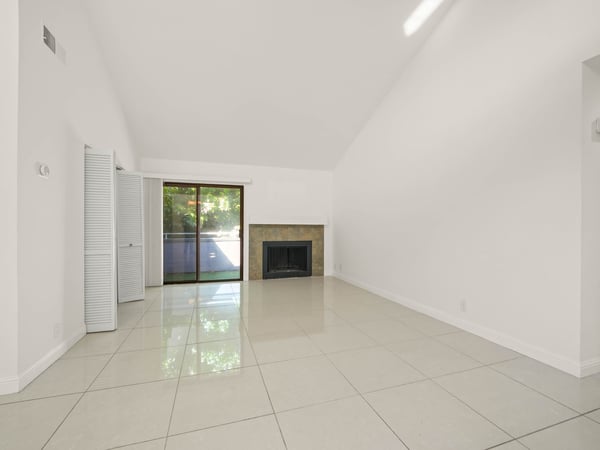 6204 Buena Vista Drive, Unit B, Newark, CA