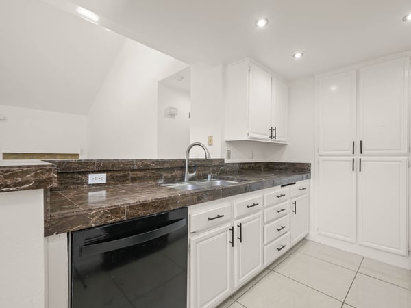 6204 Buena Vista Drive, Unit B, Newark, CA