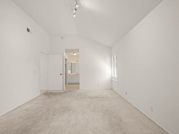6204 Buena Vista Drive, Unit B, Newark, CA