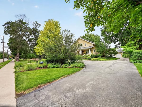 726 Somonauk St, Sycamore, IL