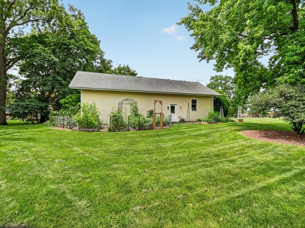 726 Somonauk St, Sycamore, IL
