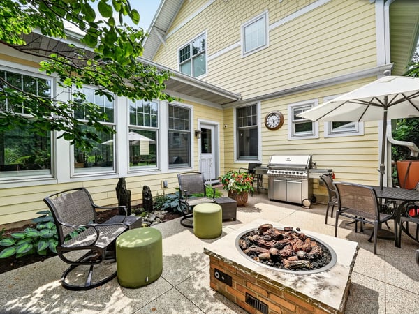 726 Somonauk St, Sycamore, IL