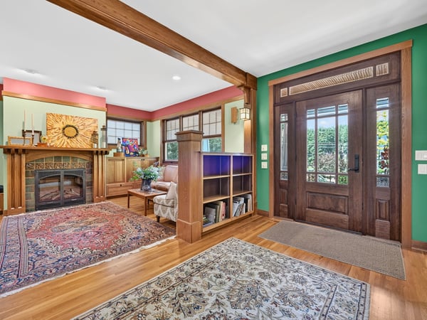 726 Somonauk St, Sycamore, IL