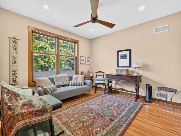 726 Somonauk St, Sycamore, IL