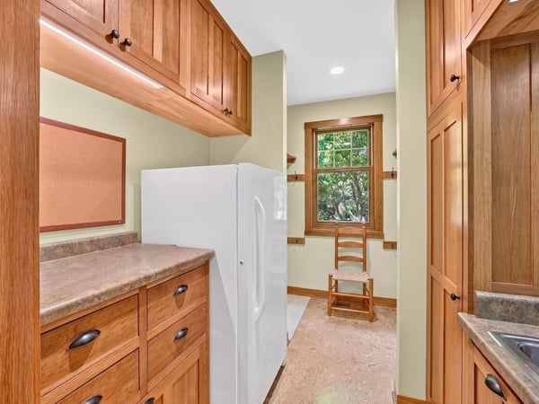 726 Somonauk St, Sycamore, IL
