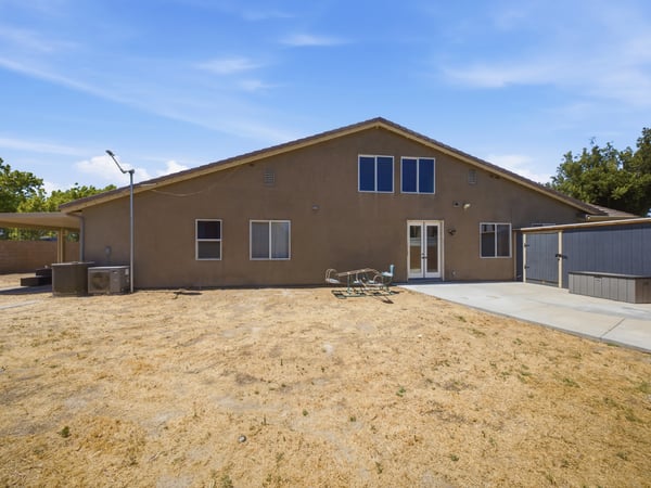3250 W Ave K1, Lancaster, CA