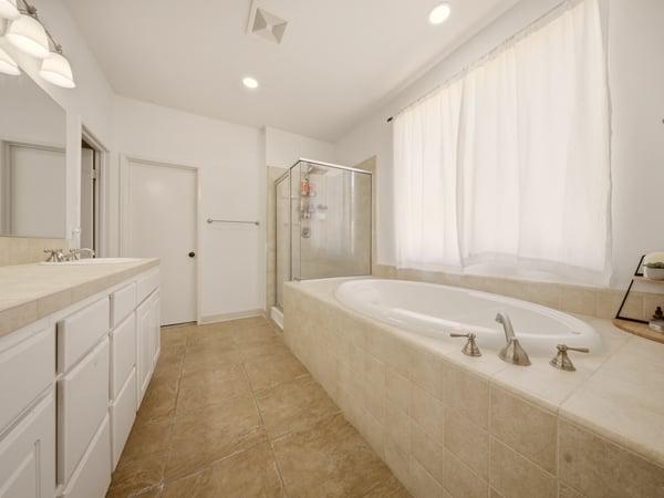 3250 W Ave K1, Lancaster, CA