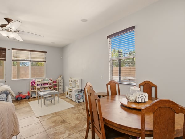 3250 W Ave K1, Lancaster, CA
