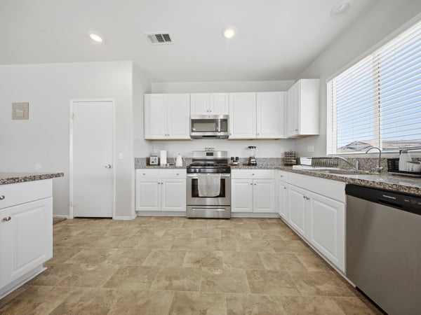 11500 Juliana Dr., Adelanto, CA