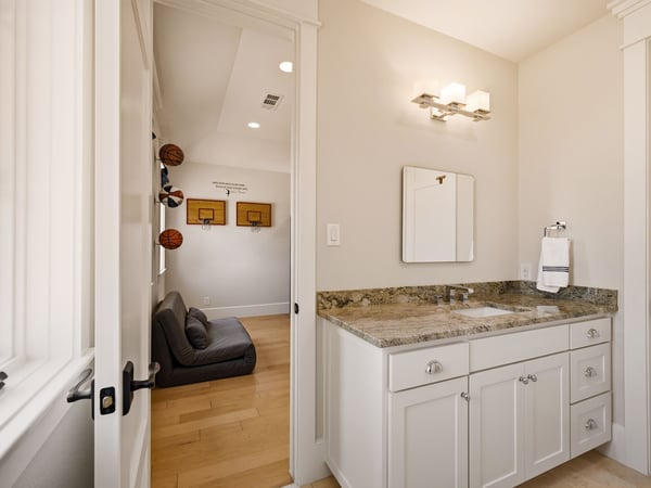 1813 Genevieve, Flower Mound, TX