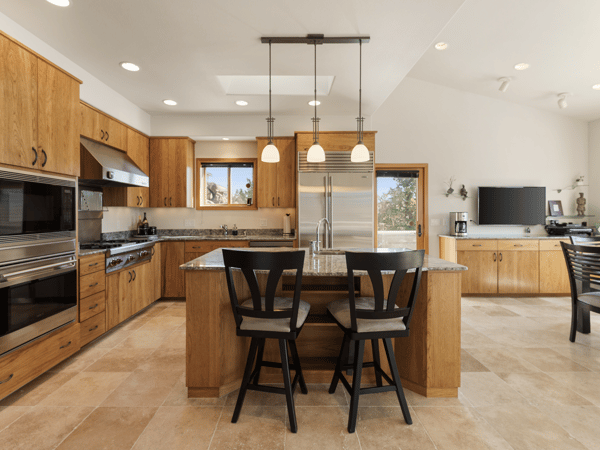 15000 Shoreline Drive, Weed, CA